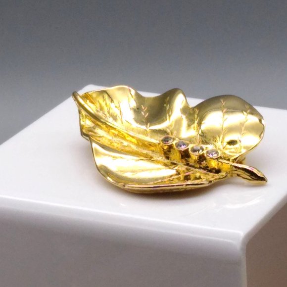 DImensional Autumn Leaf Brooch, Vintage Polished Gold Tone Botanical Pin - Picture 2 of 4